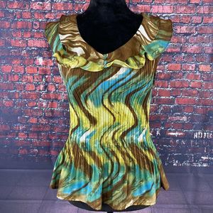 Sunny Leigh Crinkle Watercolor Wave Ruffle Top M